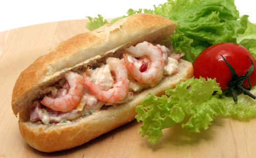 Baguette med italiensk räksallad