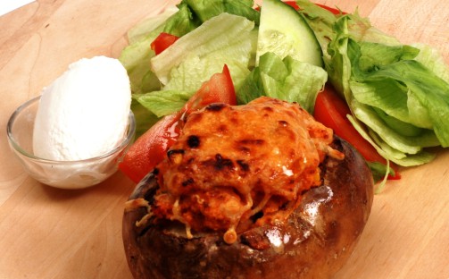 Bakpotatis med tacokryddad kassler