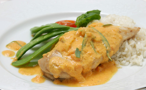 Kycklingbröst med morotssås
