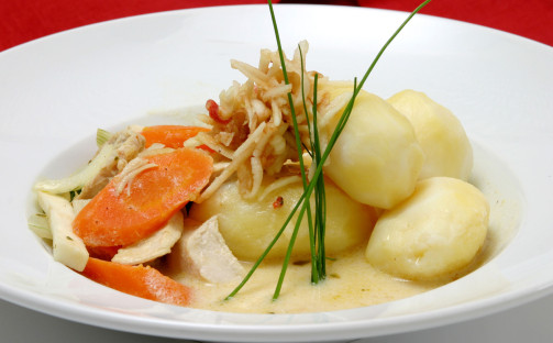 Kycklinggryta med sting