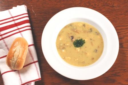 Kycklingsoppa med curry
