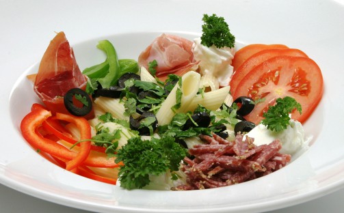 Medelhavsinspierad pastasallad