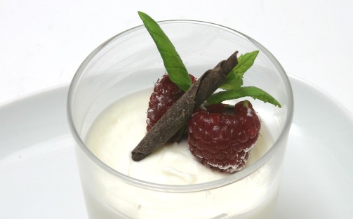 Pannacotta med hallon