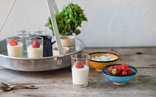 Pannacotta med lime och jordgubbar