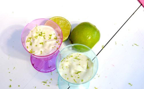 Smoothie på avocado och lime