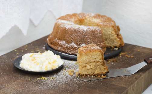Citronkaka med Grekisk yoghurt och honung