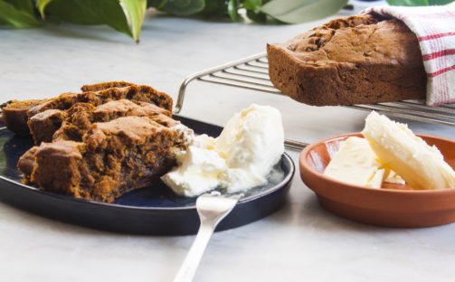 Banan- & chokladbröd på yoghurt
